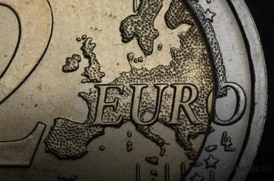Benefits and Risks of Peer-to-Peer Lending